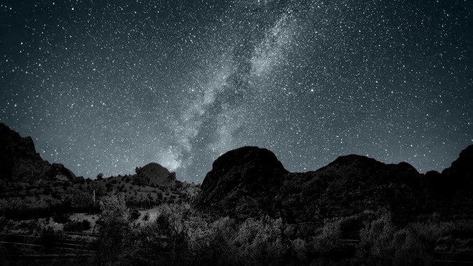 为什么 php 可以做到 7 毫秒以内响应，而 .net 做不到？